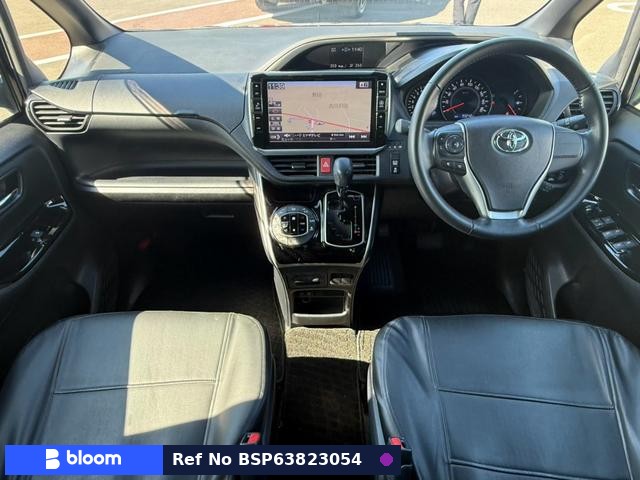2018 Toyota Voxy