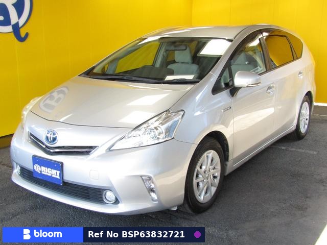 2012 Toyota Prius Alpha