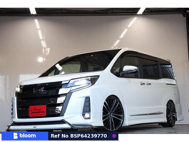 2017 Toyota Noah