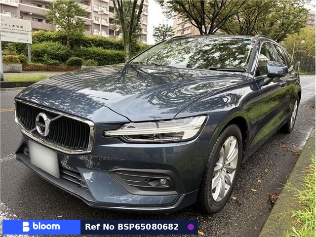 2022 Volvo V60