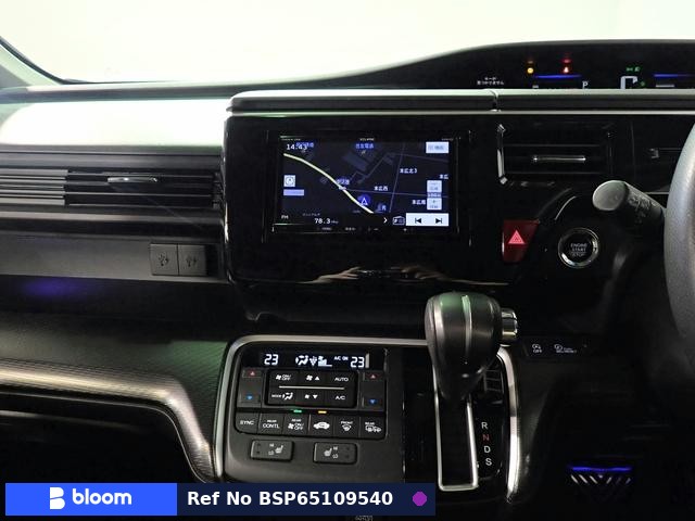 2017 Honda Stepwagon Spada