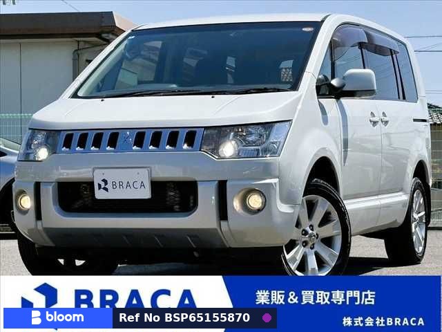 2016 Mitsubishi Delica D5
