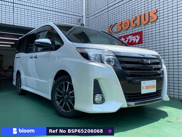 2016 Toyota Noah