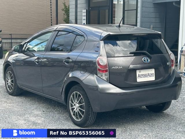 2013 Toyota Aqua