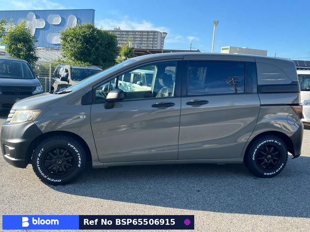 2010 Honda Freed Spike