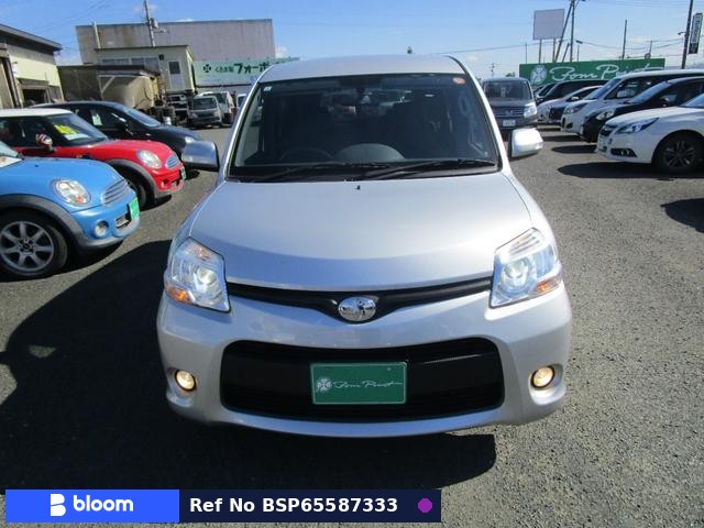 2011 Toyota Sienta