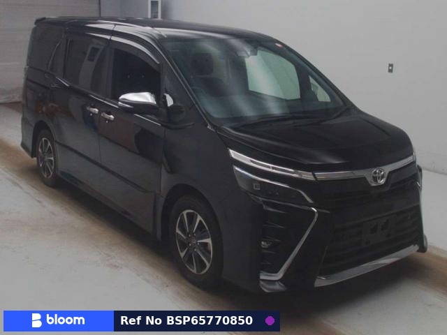 2021 Toyota Voxy