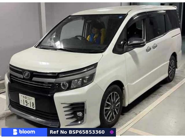 2017 Toyota Voxy