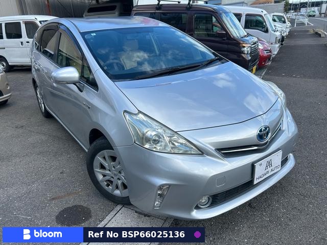 2012 Toyota Prius Alpha