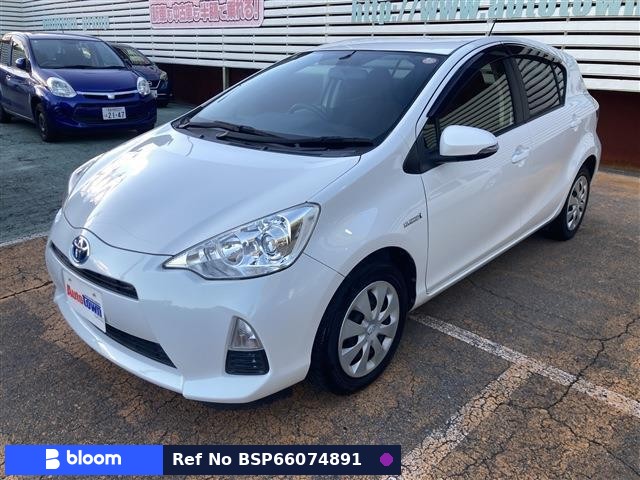2013 Toyota Aqua