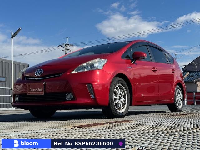2014 Toyota Prius Alpha