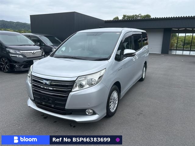 2014 Toyota Noah