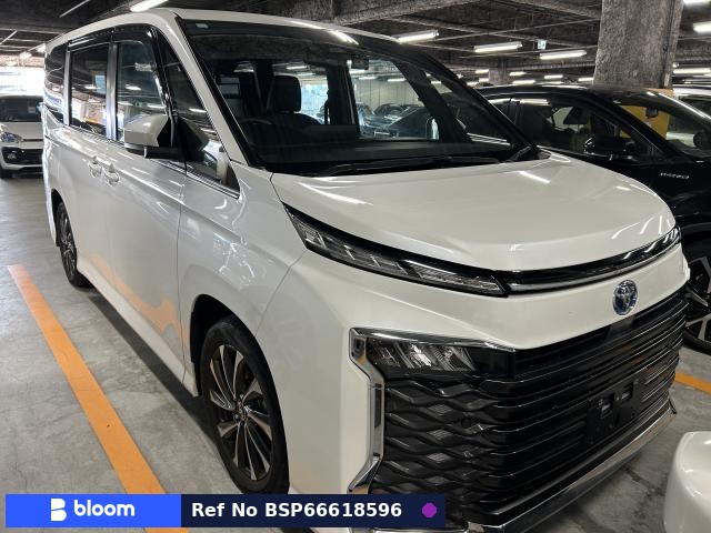 2023 Toyota Voxy