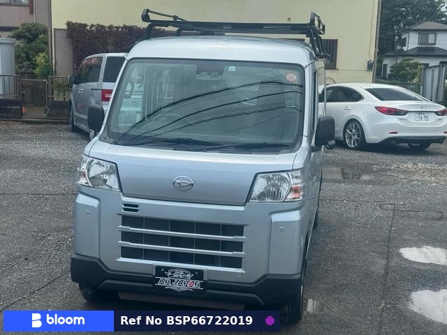 2022 Daihatsu Hijet Cargo