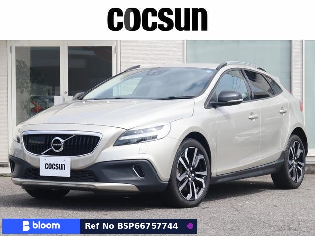 2017 Volvo V40