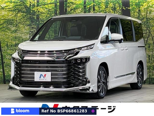 2025 Toyota Voxy