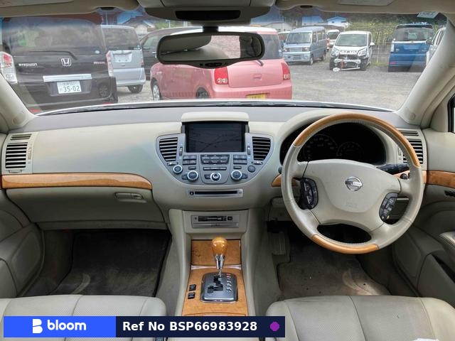 2004 Nissan Cima