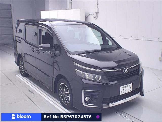 2014 Toyota Voxy