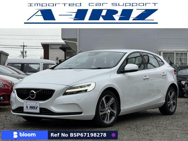 2017 Volvo V40