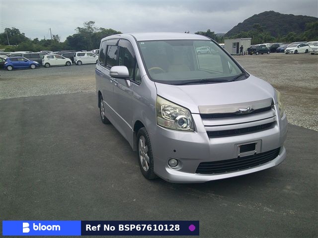 2009 Toyota Noah