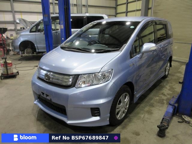 2012 Honda Freed Spike Hybrid