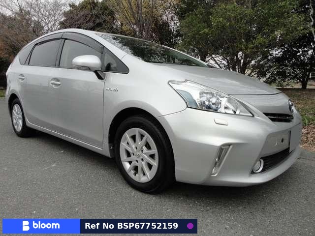 2012 Toyota Prius Alpha