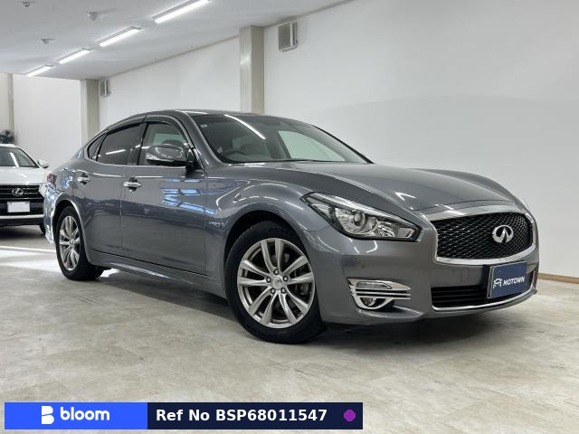 2016 Nissan Fuga Hybrid