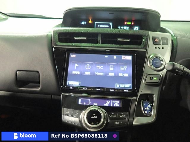 2017 Toyota Prius Alpha