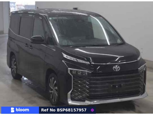 2023 Toyota Voxy