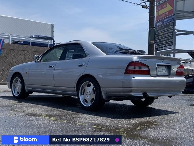2001 Nissan Laurel