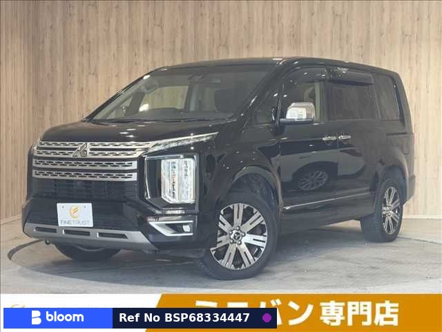 2019 Mitsubishi Delica D5