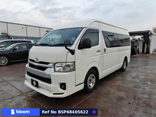 2021 Toyota Hiace Commuter