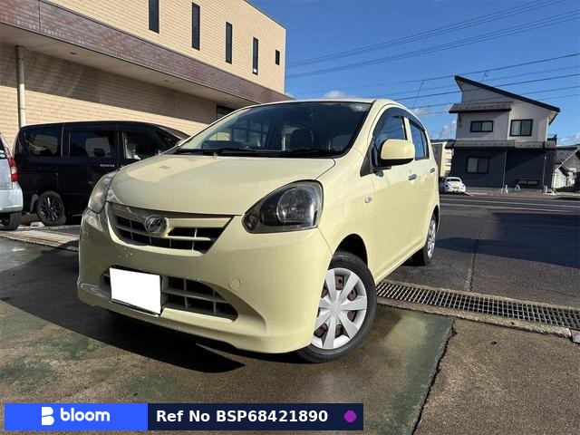 2013 Daihatsu Mira ES