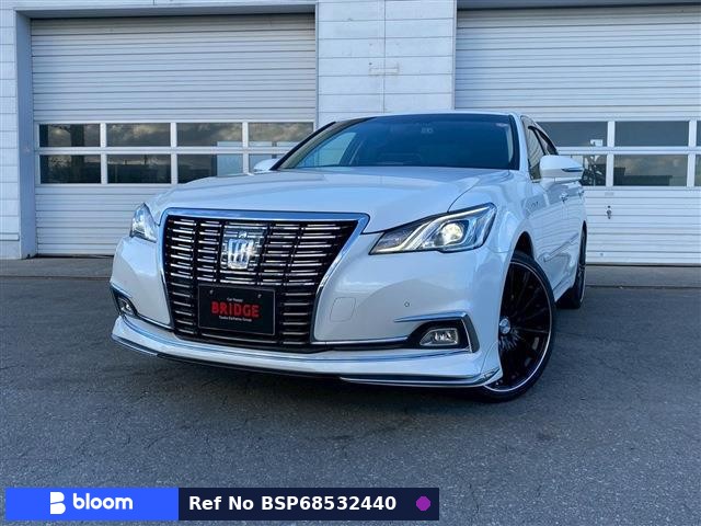 2015 Toyota Crown