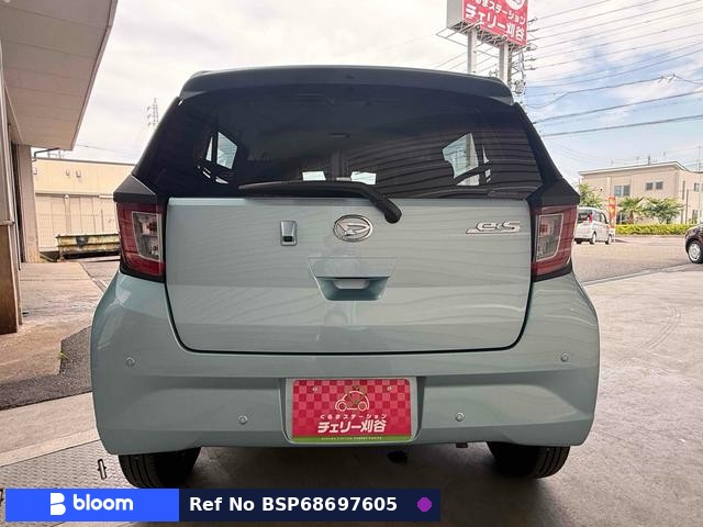 2026 Daihatsu Mira ES