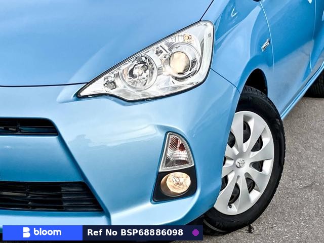 2013 Toyota Aqua