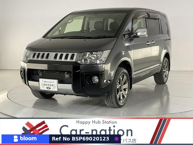 2018 Mitsubishi Delica D5