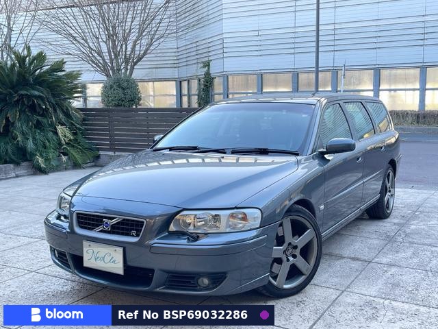 2004 Volvo V70