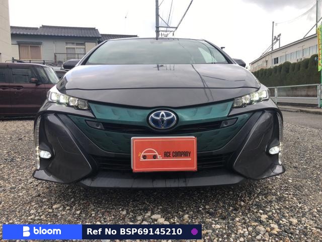 2017 Toyota Prius PHV