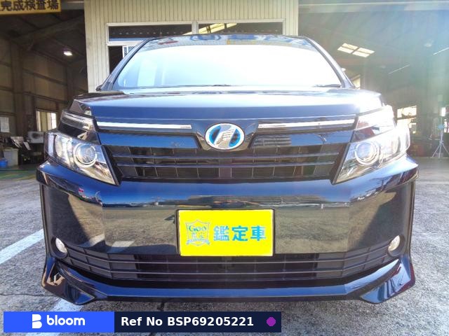2014 Toyota Voxy