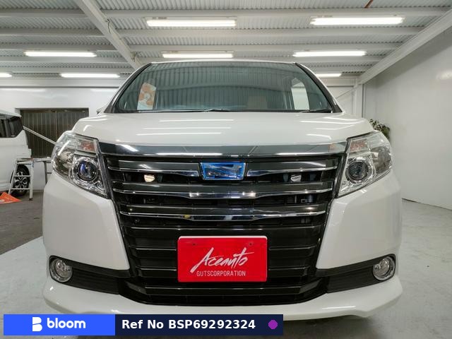 2014 Toyota Noah