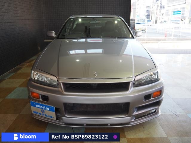 2000 Nissan Skyline