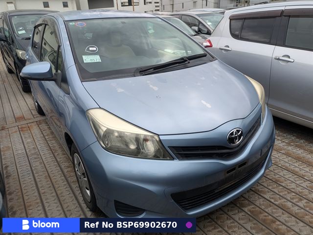 2013 Toyota Vitz