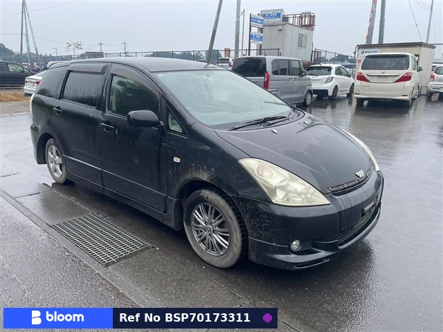 2004 Toyota Wish