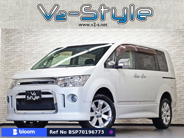 2010 Mitsubishi Delica D5