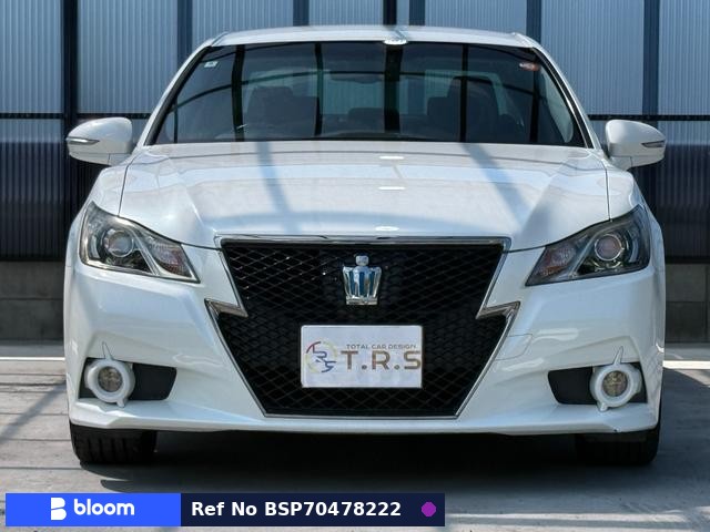 2014 Toyota Crown Hybrid