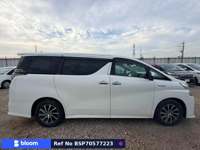 2015 Toyota Vellfire Hybrid