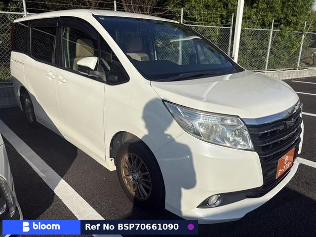 2014 Toyota Noah