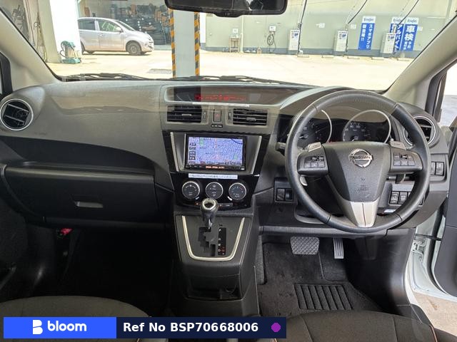 2015 Nissan Lafesta