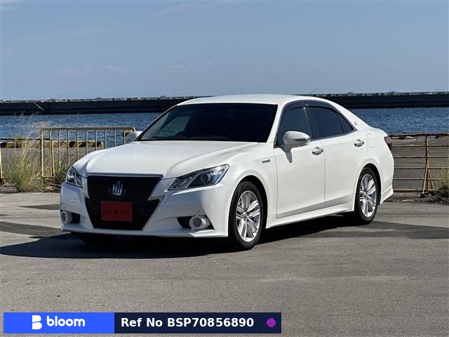 2013 Toyota Crown Hybrid
